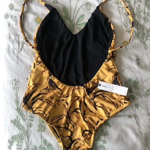New MAMAZOO Simone One Piece (Yellow and Black Tropical) - Picture 3 of 8